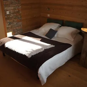 https://le-studio-demma.hotels-rhonealpes.com